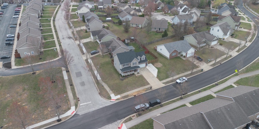 1301 W Countryside Lane, Bloomington, Indiana 47403-3260,MLS,202509070