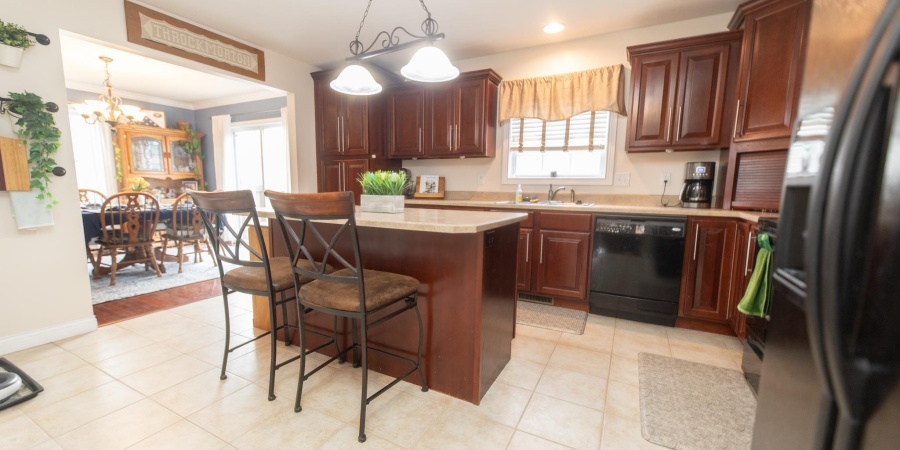 1301 W Countryside Lane, Bloomington, Indiana 47403-3260,MLS,202509070