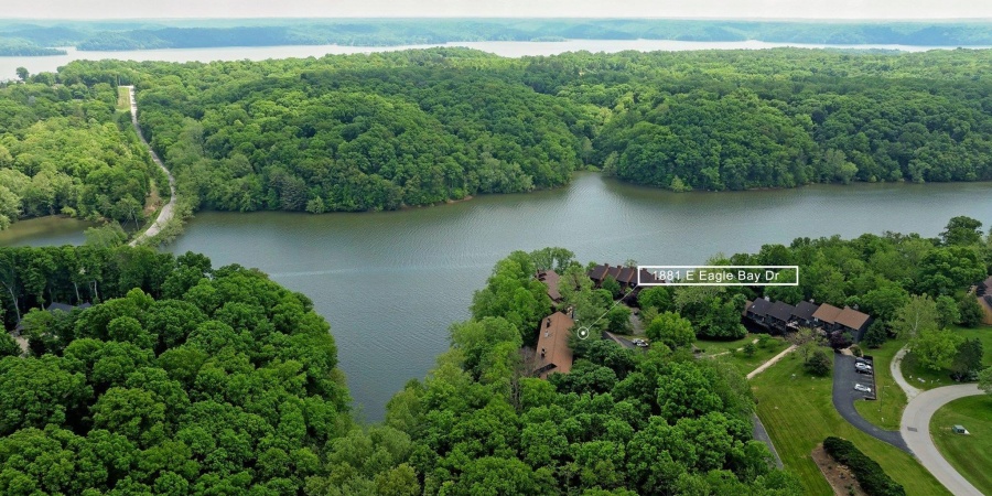1881 E Eagle Bay Drive, Bloomington, Indiana 47401,MLS,202518744