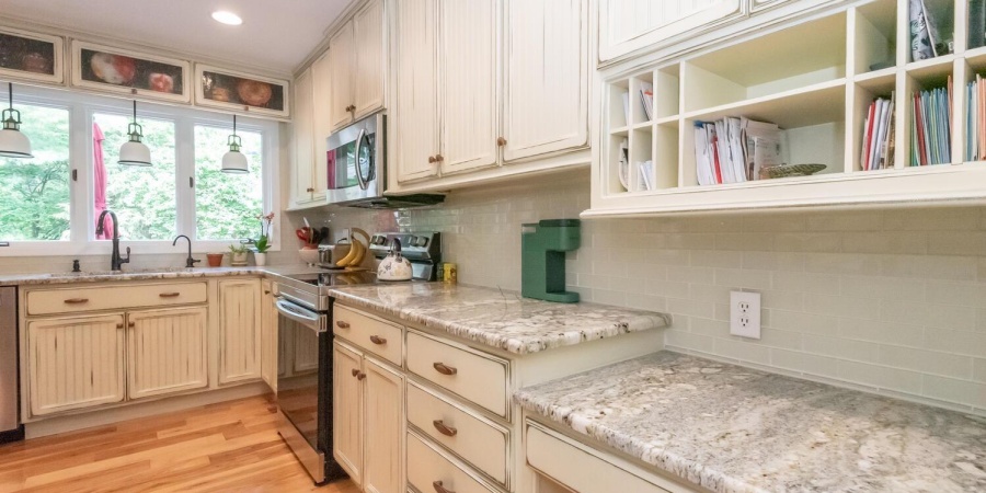 2608 S Trotters Run, Bloomington, Indiana 47401,MLS,202518786