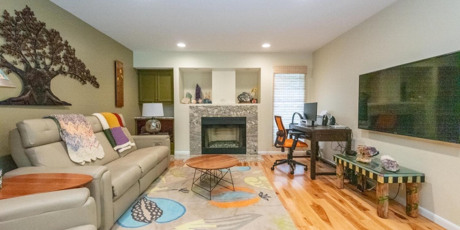 2608 S Trotters Run, Bloomington, Indiana 47401,MLS,202518786