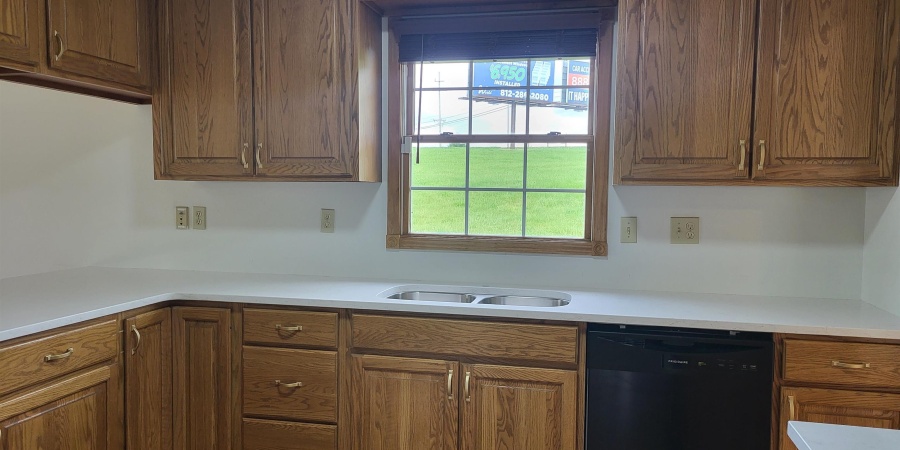 104 Leatherwood Creek Estates, Bedford, Indiana 47421,MLS,202518975