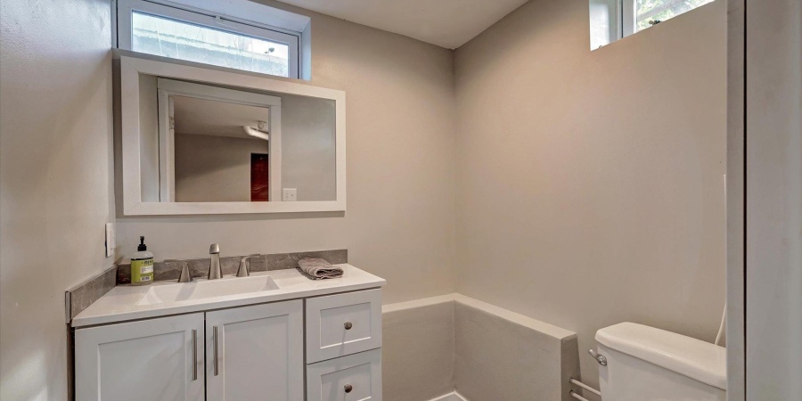 3231 N Kingsley Drive, Bloomington, Indiana 47404,MLS,202519086