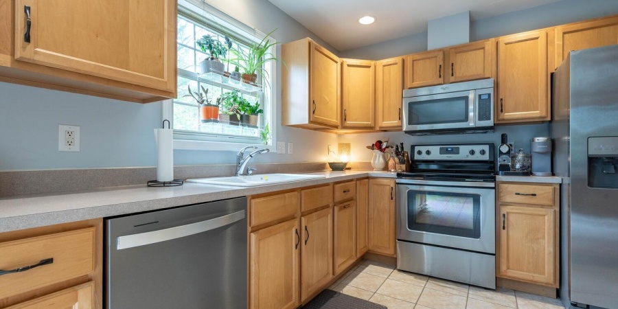 3308 S Daniel Court, Bloomington, Indiana 47401-7114,MLS,202519096