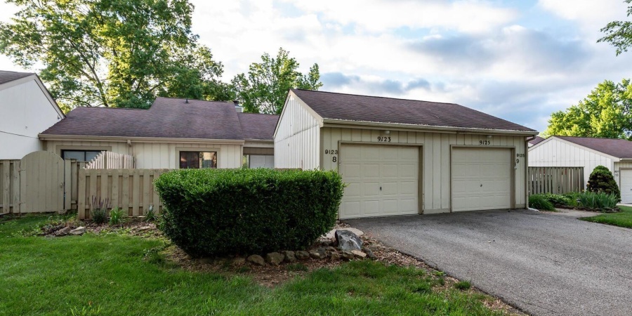 9123 S Greenridge Lane, Bloomington, Indiana 47401,MLS,202519157