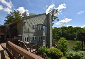 9763 S Harbour Pointe Drive, Bloomington, Indiana 47401,MLS,202519324