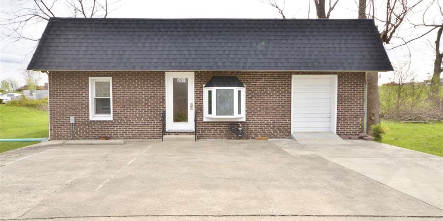 2411 S Curry Pike, Bloomington, Indiana 47404,MLS,202519572