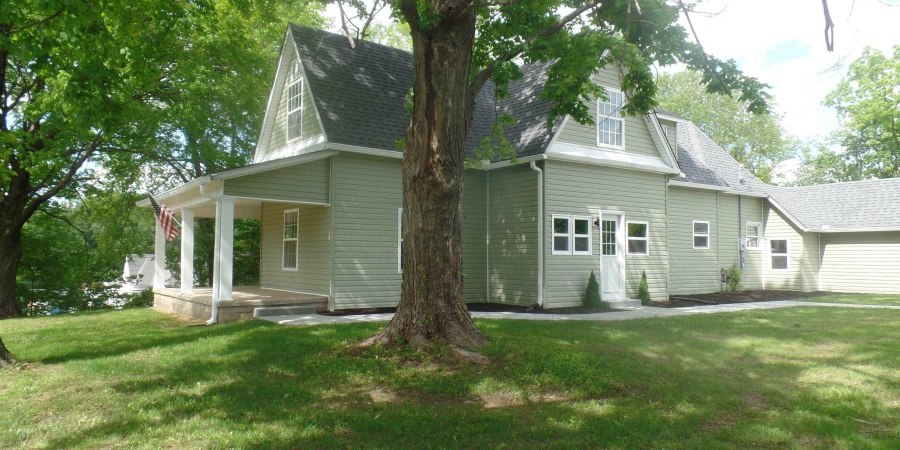 19 S Lester Street, Bloomfield, Indiana 47424,MLS,202519624