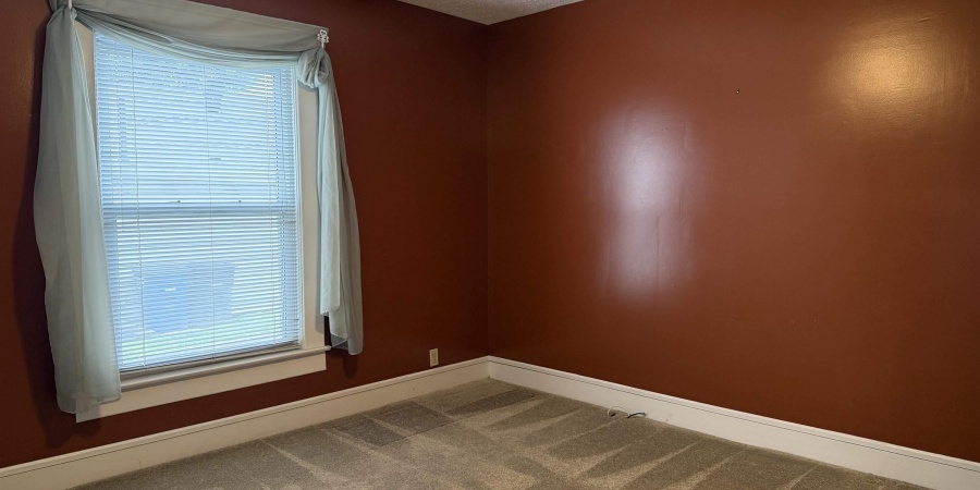 1418 19th Street, Bedford, Indiana 47421,MLS,202519658