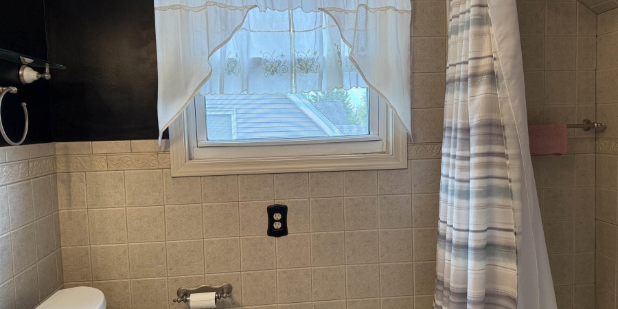 1418 19th Street, Bedford, Indiana 47421,MLS,202519658