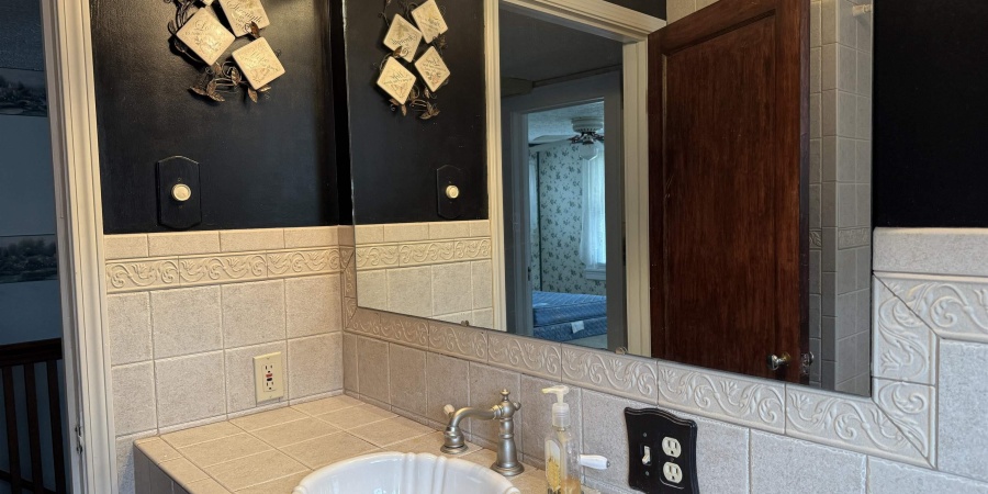 1418 19th Street, Bedford, Indiana 47421,MLS,202519658