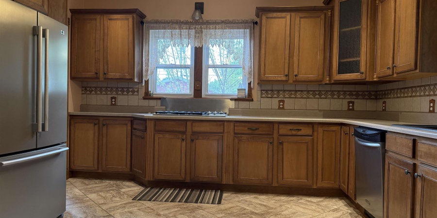 1418 19th Street, Bedford, Indiana 47421,MLS,202519658