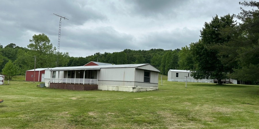 165 KNOB CREEK RD, Heltonville, Indiana 47436,MLS,202519826