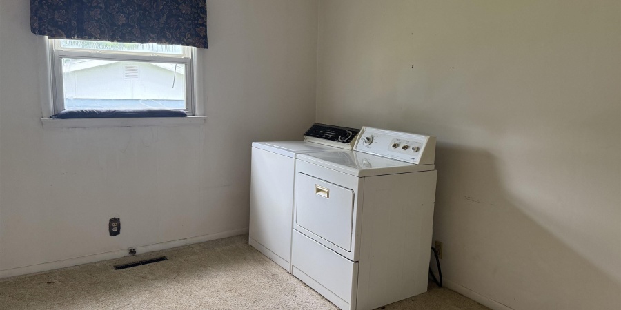 205 Riley Boulevard, Bedford, Indiana 47421,MLS,202519849