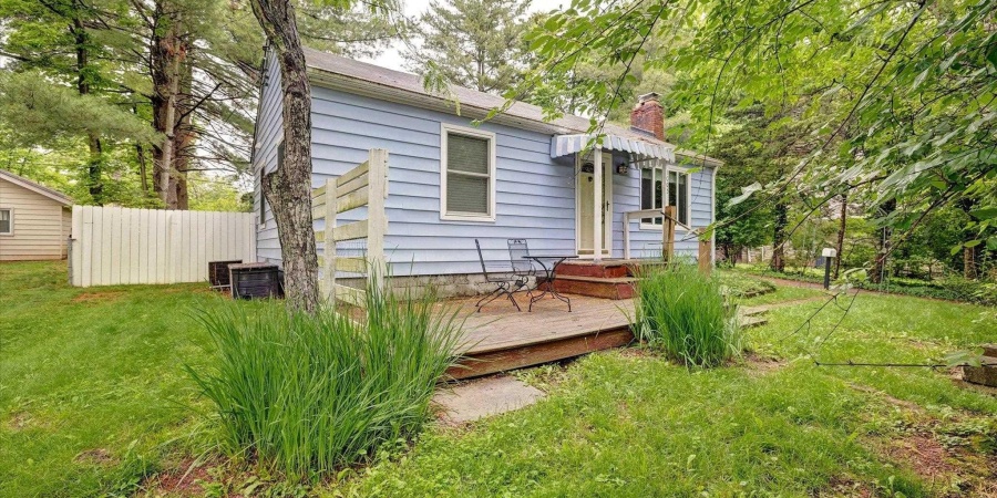 1005 E Maxwell Lane, Bloomington, Indiana 47401-5071,MLS,202520069