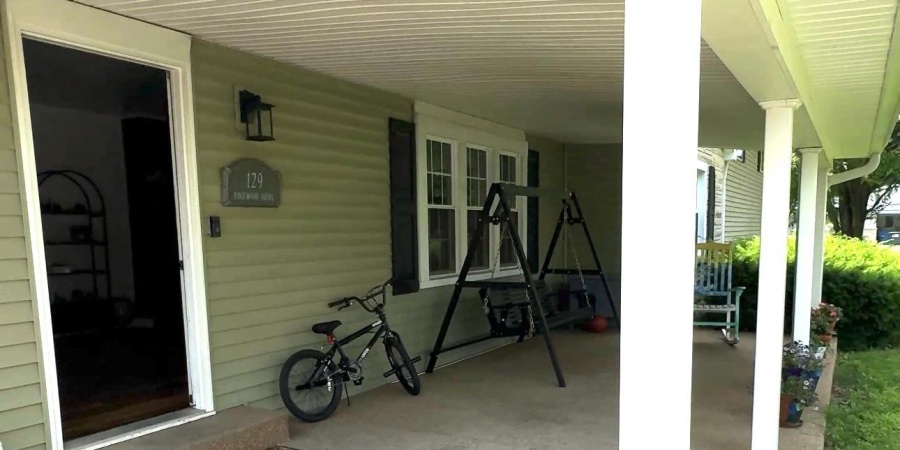 129 Edgewood Drive, Bedford, Indiana 47421,MLS,202520146