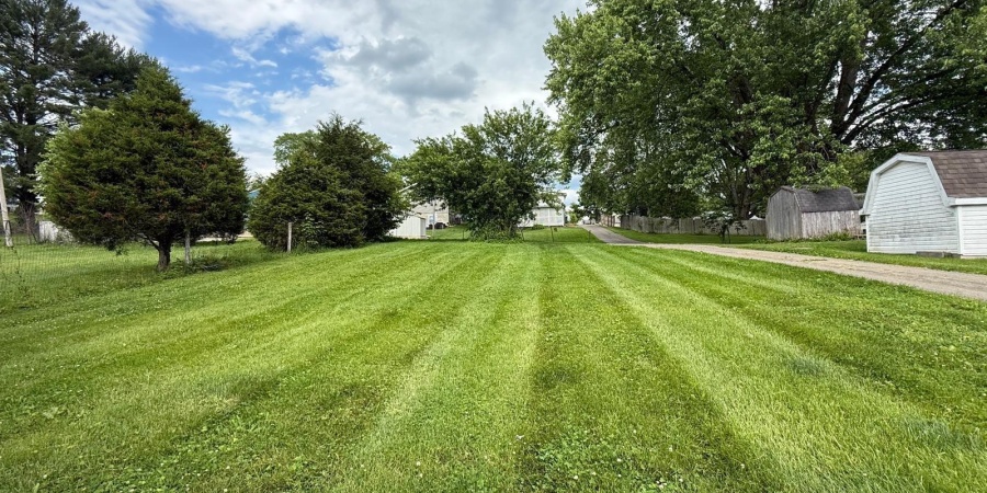 2422 L Street, Bedford, Indiana 47421,MLS,202520386