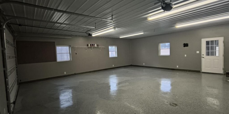 1230 S Iron Mountain Road, Bloomfield, Indiana 47424-7461,MLS,202520400