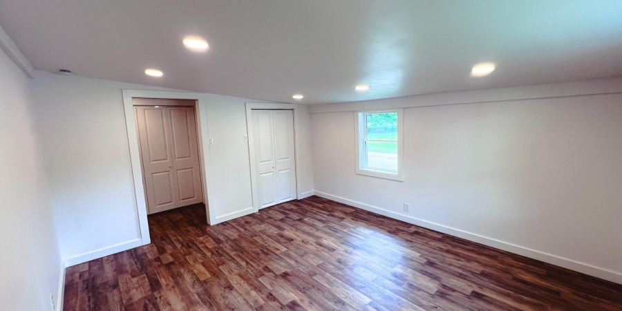 202 E Vine Street, Mitchell, Indiana 47446,MLS,202520449