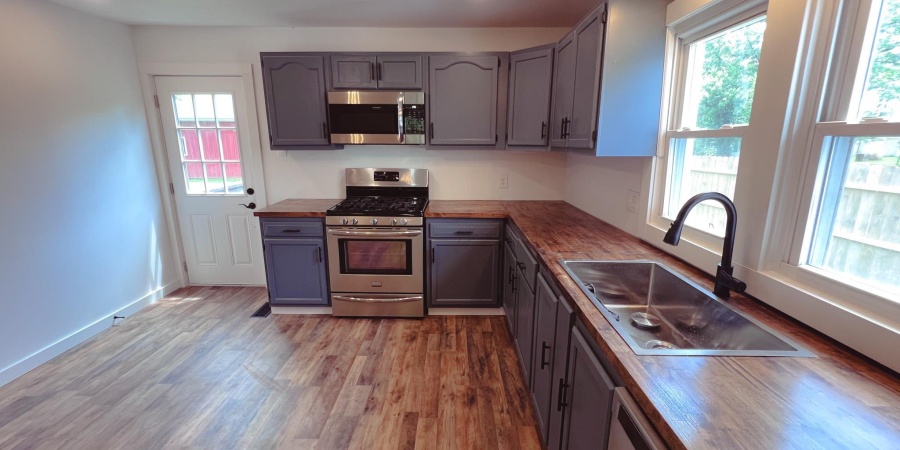 202 E Vine Street, Mitchell, Indiana 47446,MLS,202520449
