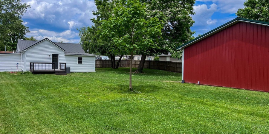 202 E Vine Street, Mitchell, Indiana 47446,MLS,202520449