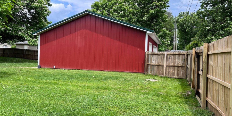 202 E Vine Street, Mitchell, Indiana 47446,MLS,202520449