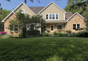 8284 S Mackenzie Court, Bloomington, Indiana 47401-9425,MLS,202520802