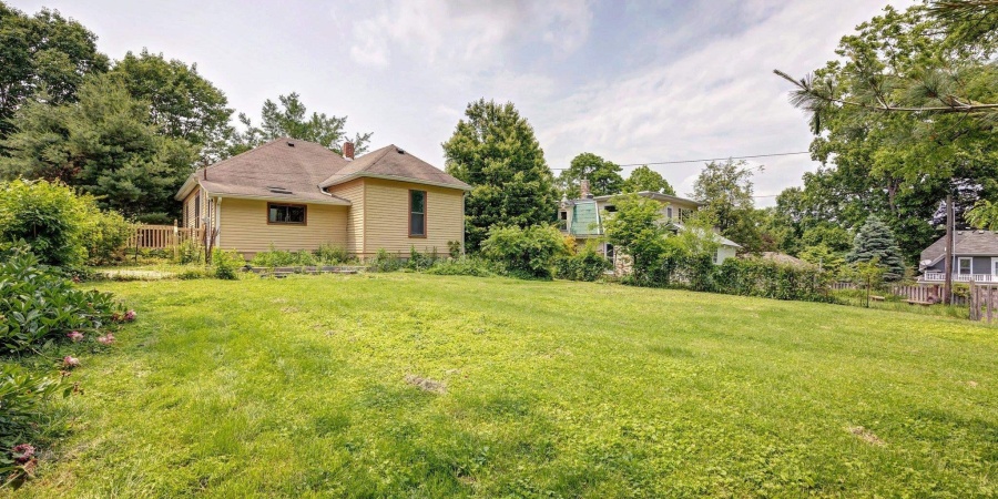 325 S Jackson Street, Bloomington, Indiana 47403,MLS,202520908