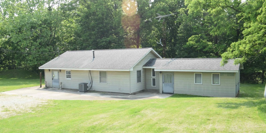 473 Gunsmith School Road, Bedford, Indiana 47421,MLS,202521058