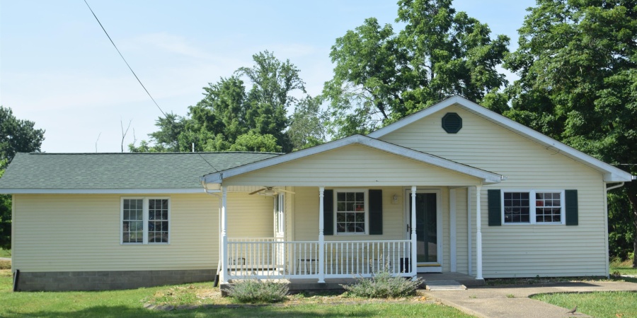 2104 Norton Lane, Bedford, Indiana 47421,MLS,202521059