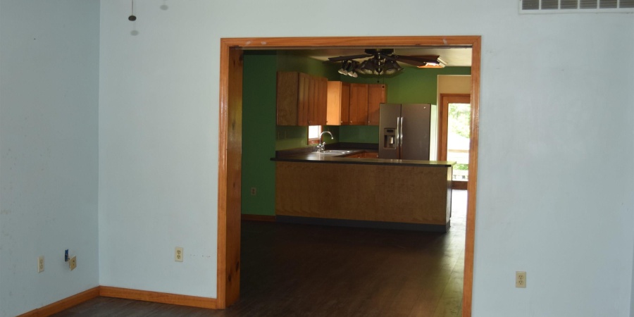 2104 Norton Lane, Bedford, Indiana 47421,MLS,202521059