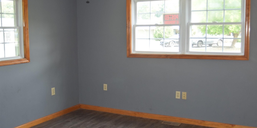 2104 Norton Lane, Bedford, Indiana 47421,MLS,202521059