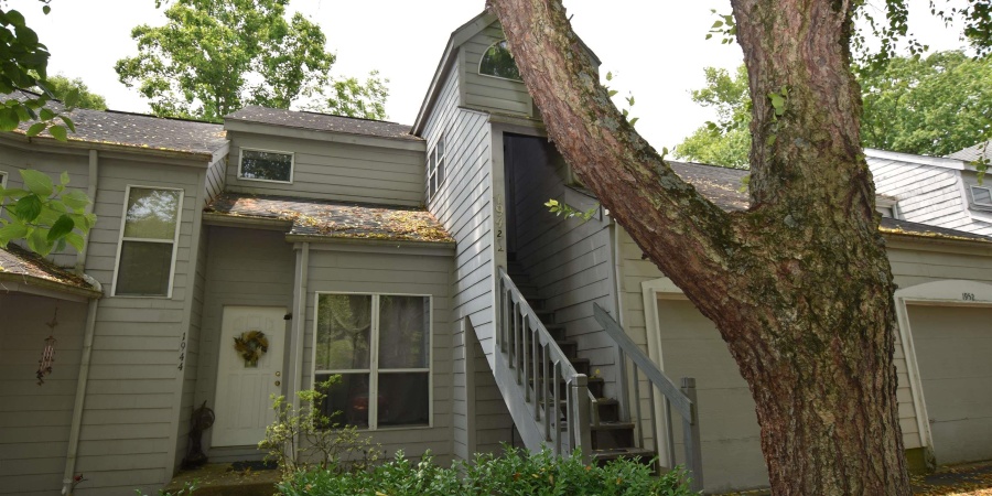 1942 E Bay Pointe Drive, Bloomington, Indiana 47401,MLS,202521224