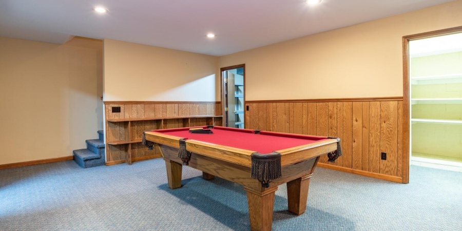 4427 W Tanglewood Road, Bloomington, Indiana 47404,MLS,202521358