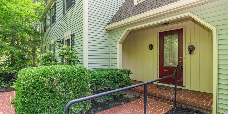 4427 W Tanglewood Road, Bloomington, Indiana 47404,MLS,202521358