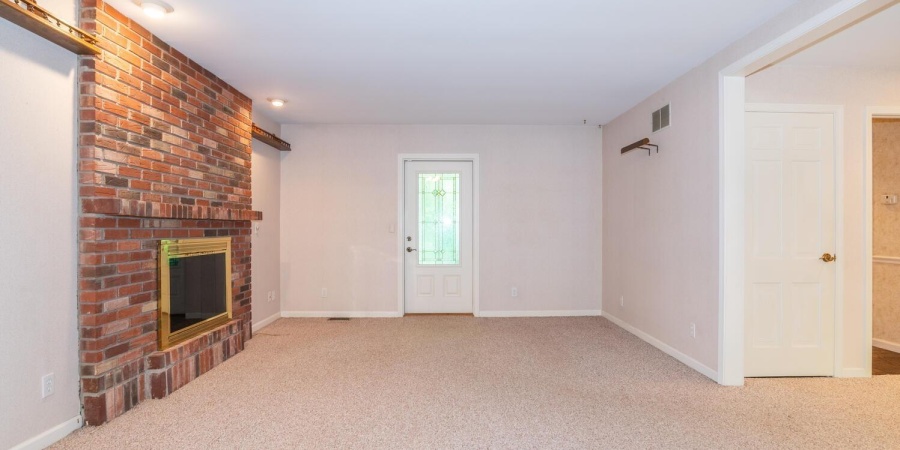 4427 W Tanglewood Road, Bloomington, Indiana 47404,MLS,202521358