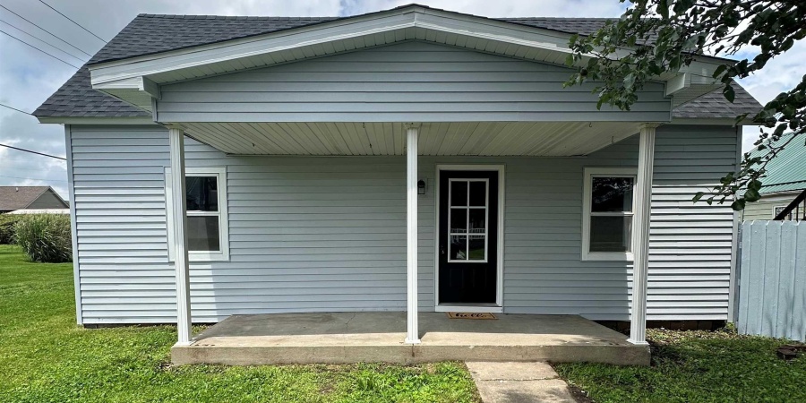 360 NE C Street, Linton, Indiana 47441,MLS,202521581