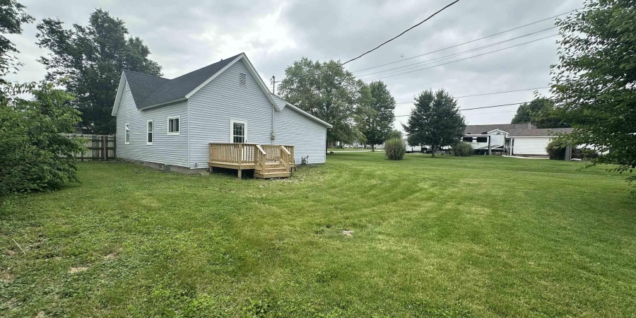 360 NE C Street, Linton, Indiana 47441,MLS,202521581