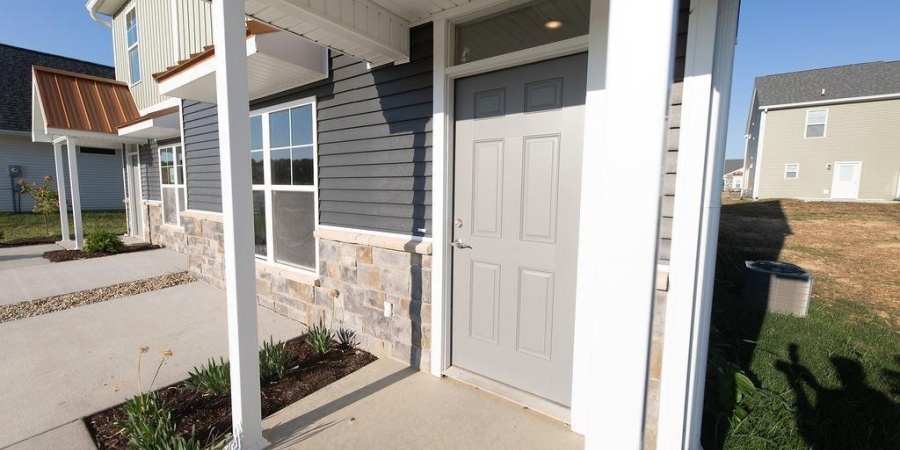 8040 S Prestwick Drive, Newberry, Indiana 47449,MLS,202521825