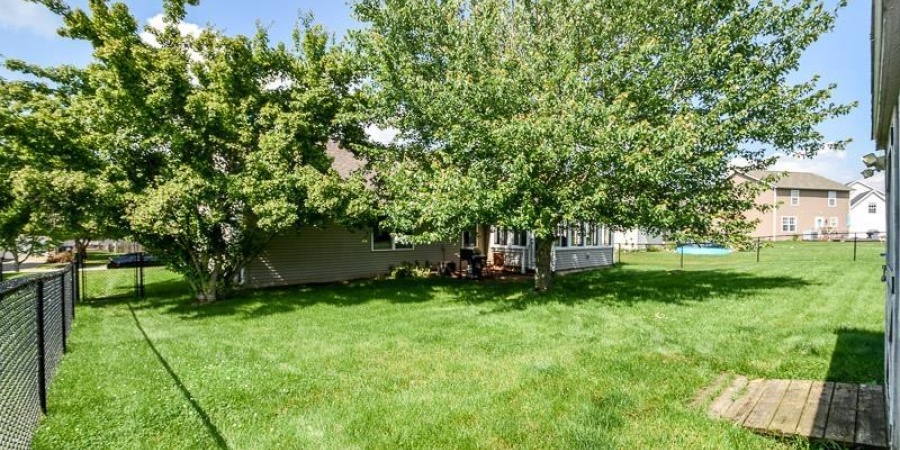 7207 W Crown Circle, Bloomington, Indiana 47404-8807,MLS,202521848