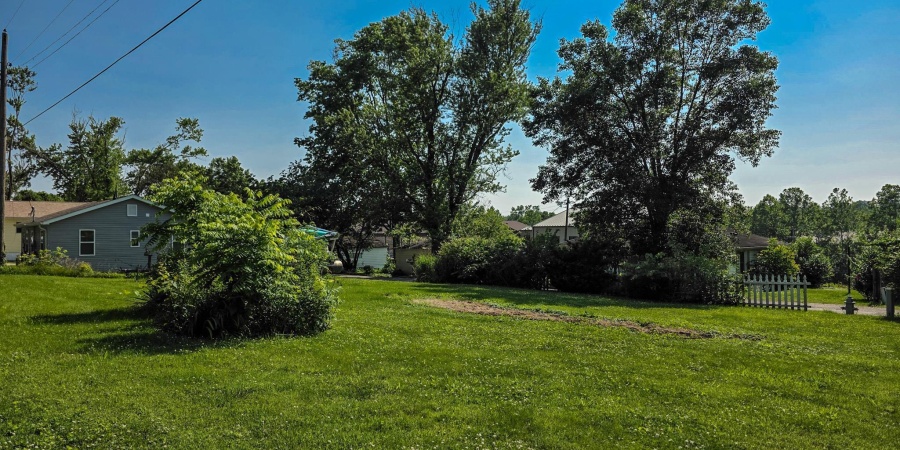 5225 S Southway Drive, Bloomington, Indiana 47403,MLS,202521932