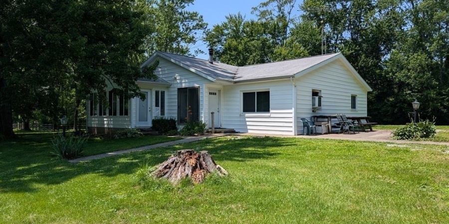 880 W Williams Road, Bloomington, Indiana 47404-9489,MLS,202521937