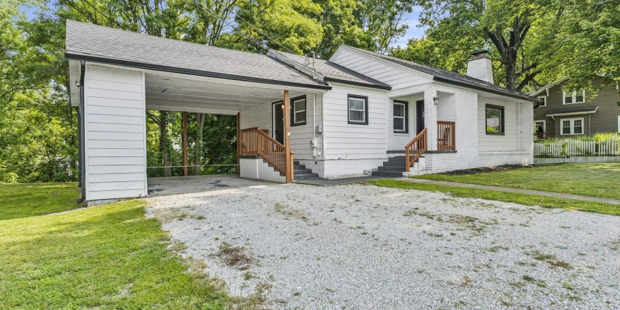 340 W Turner Street, Bloomfield, Indiana 47424,MLS,202521961