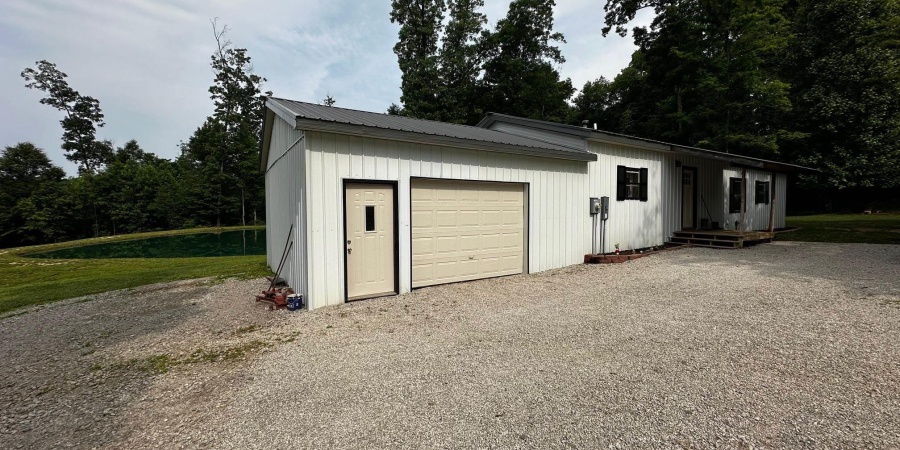 13687 E Ivan Court, Bloomington, Indiana 47403,MLS,202522677