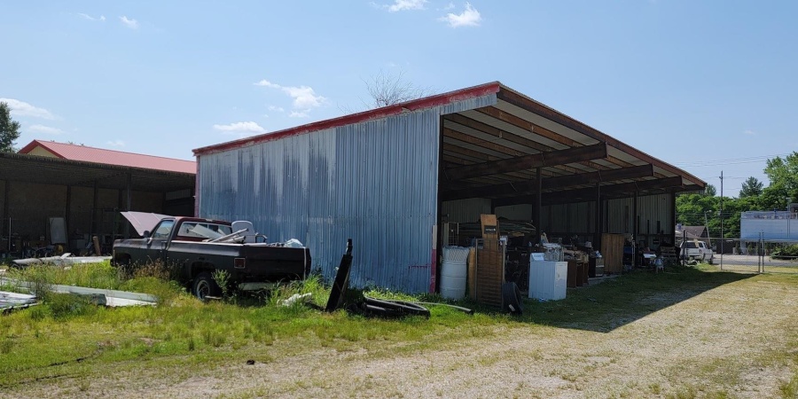 670 NW A Street, Linton, Indiana 47441-6659,MLS,202522873