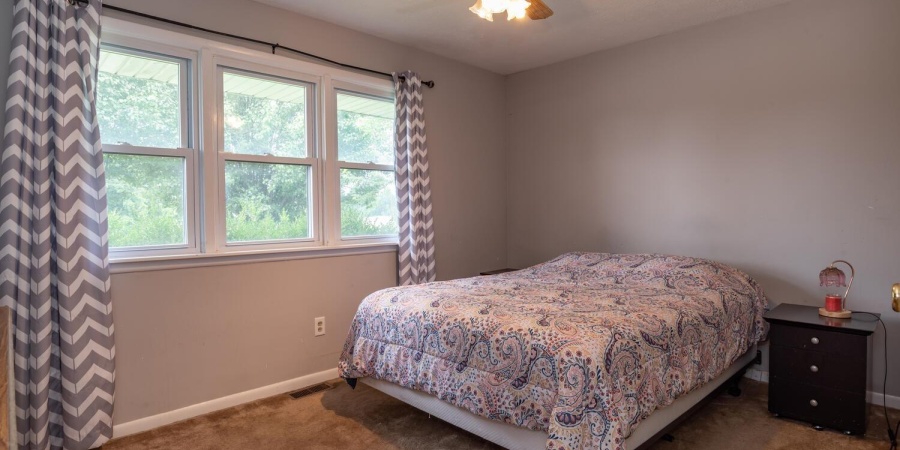 4260 W 3rd Street, Bloomington, Indiana 47404-4878,MLS,202522945