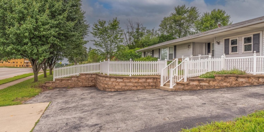 4260 W 3rd Street, Bloomington, Indiana 47404-4878,MLS,202522945