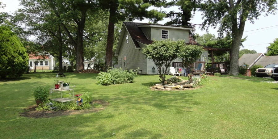 104 W Grissom Avenue, Mitchell, Indiana 47446,MLS,202522989
