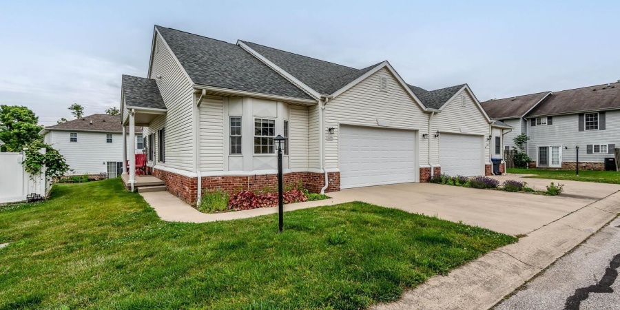 1423 W Westwind Court, Bloomington, Indiana 47403,MLS,202523056