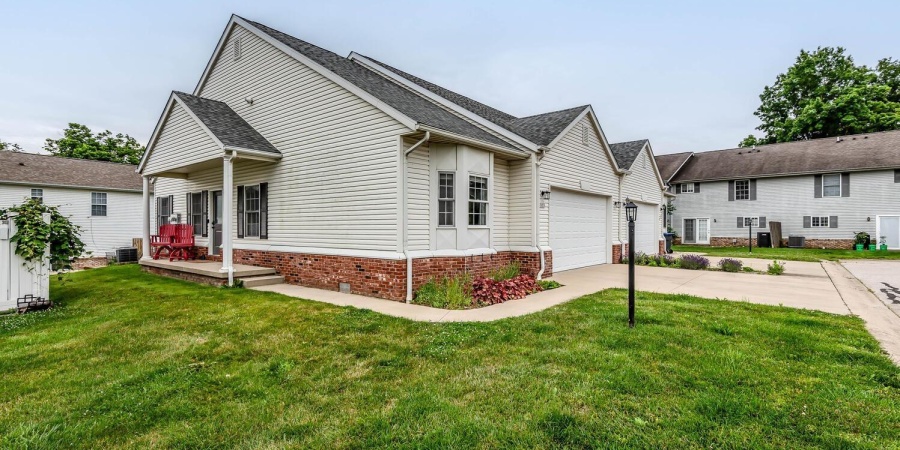 1423 W Westwind Court, Bloomington, Indiana 47403,MLS,202523056